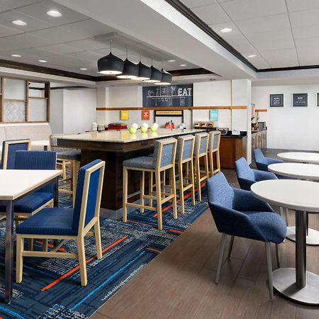 Hampton Inn Long Island/Islandia Eksteriør bilde