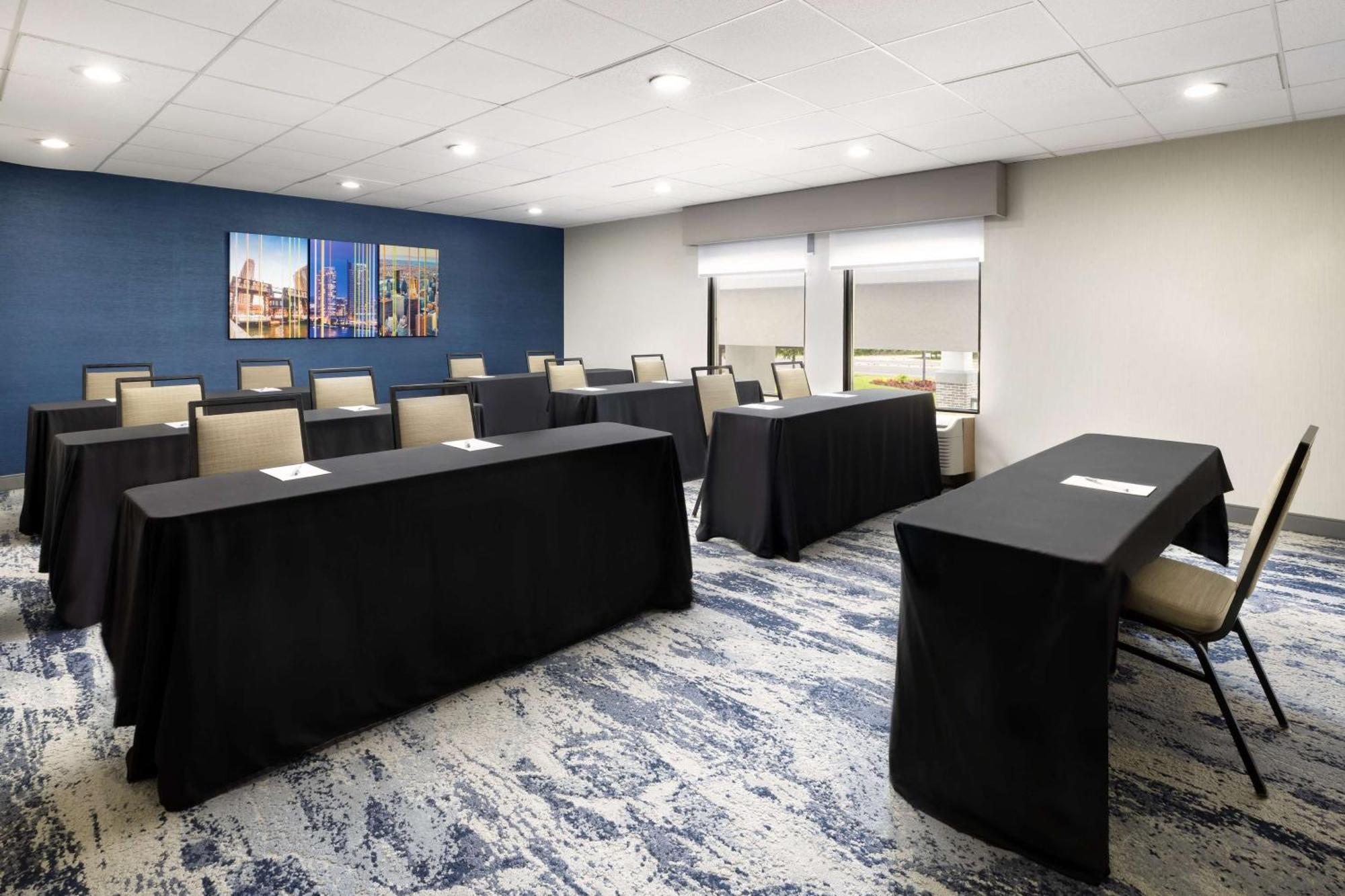 Hampton Inn Long Island/Islandia Eksteriør bilde