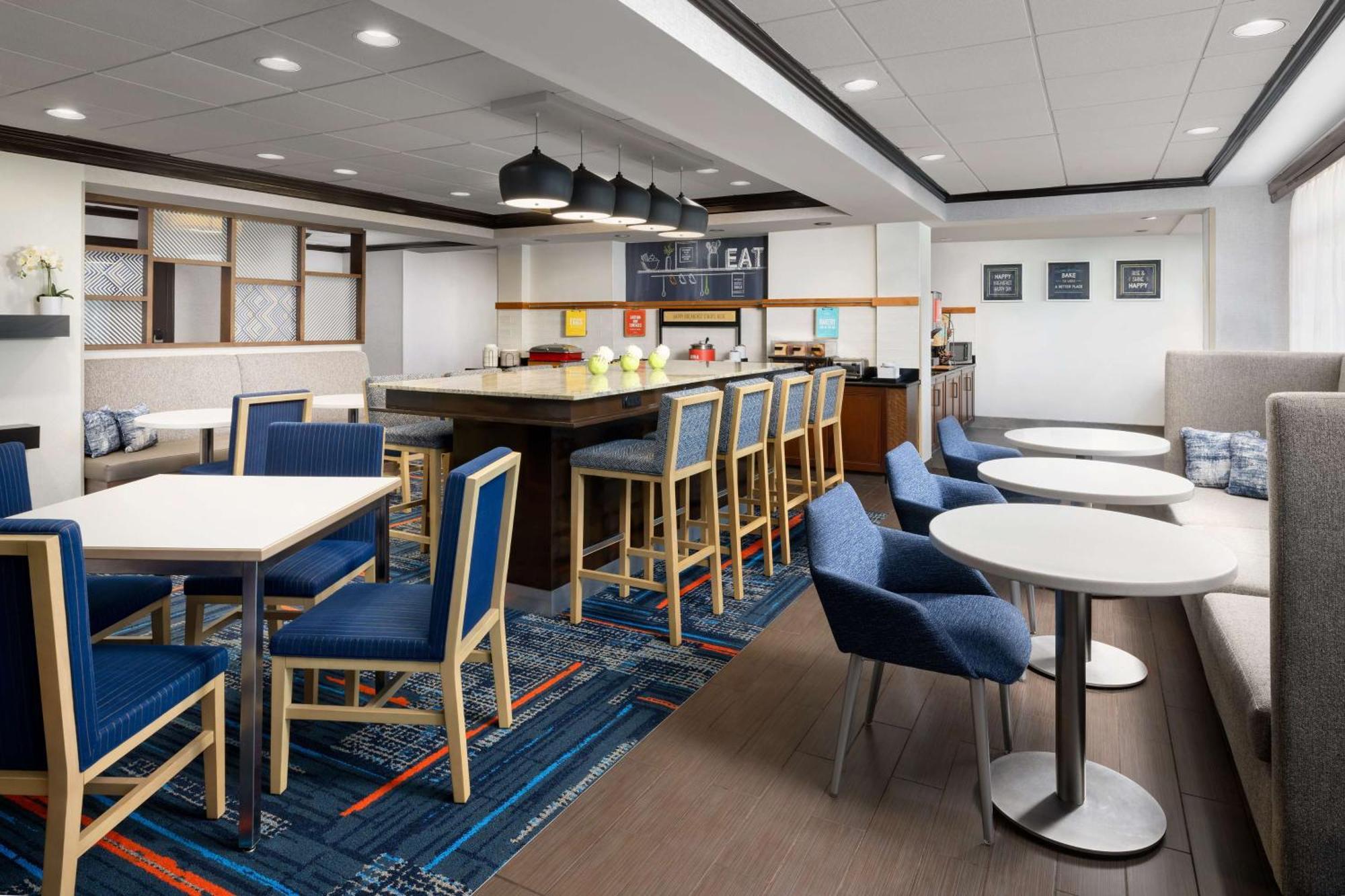 Hampton Inn Long Island/Islandia Eksteriør bilde