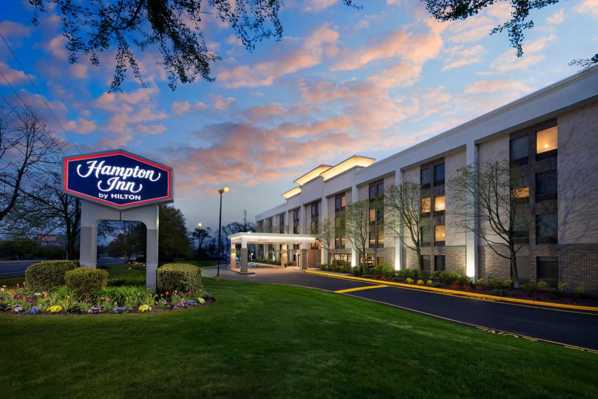 Hampton Inn Long Island/Islandia Eksteriør bilde