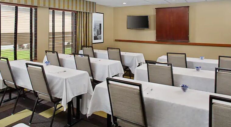 Hampton Inn Long Island/Islandia Eksteriør bilde